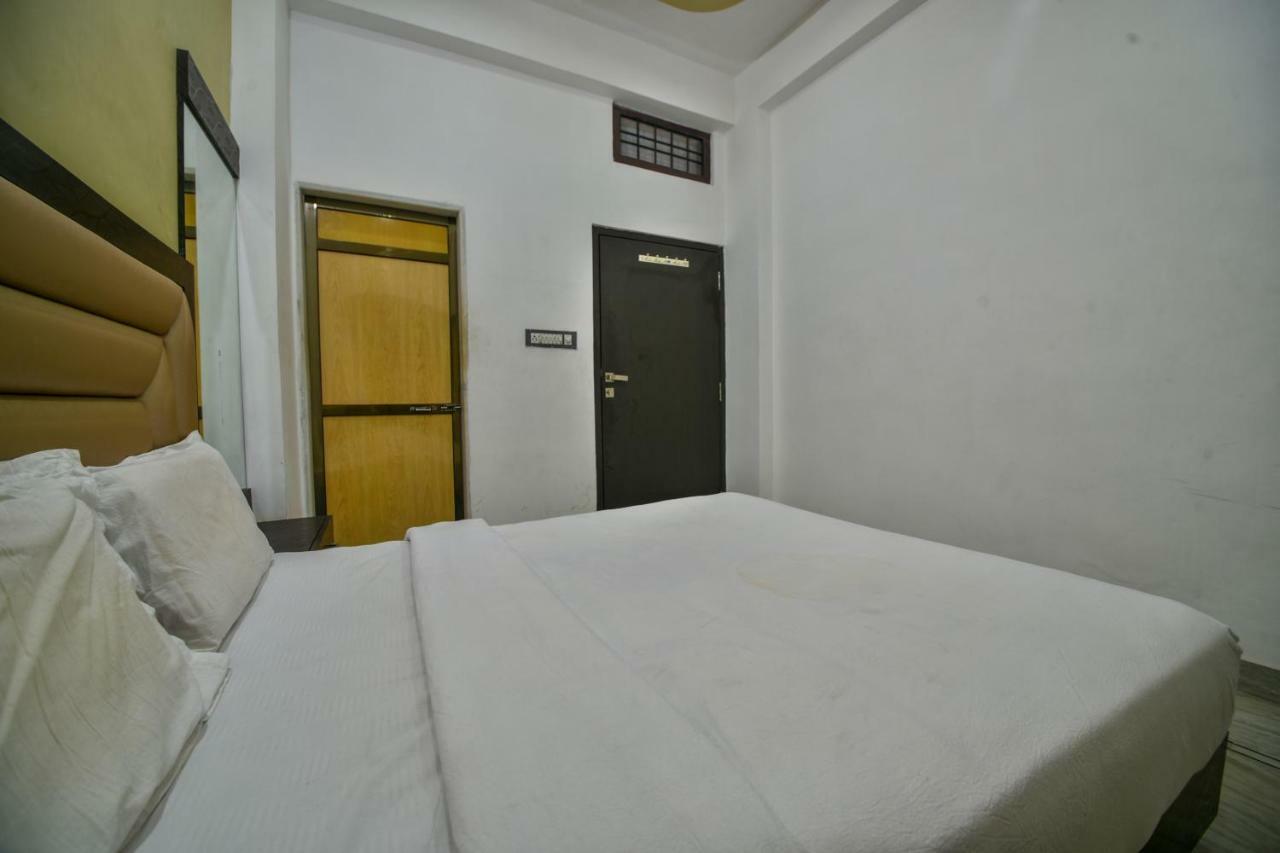 Hotel Vinayaka Nāthdwāra Zewnętrze zdjęcie