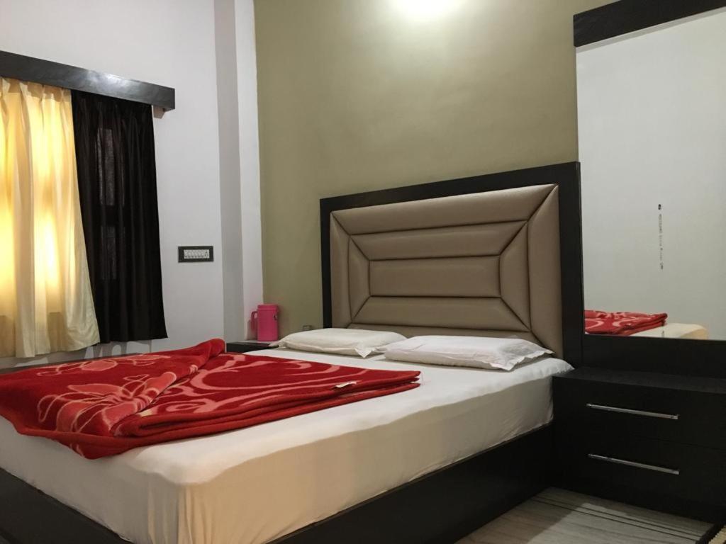 Hotel Vinayaka Nāthdwāra Zewnętrze zdjęcie